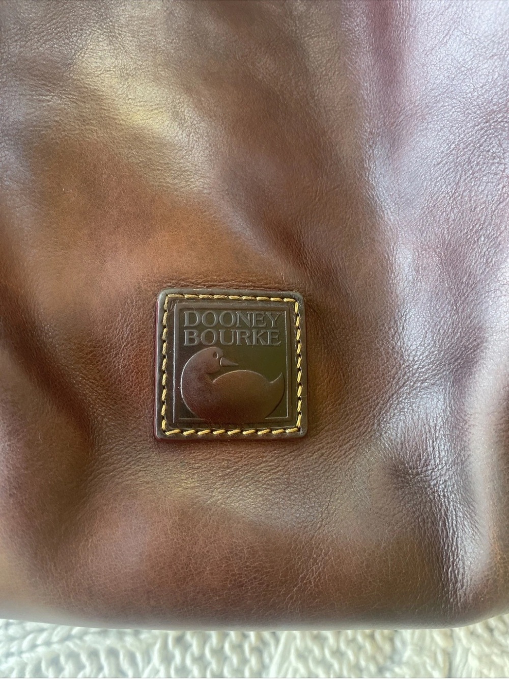 🤎❤️Dooney & Bourke Side Zip Barlow Shoulder Bag Florentine Leather -Chestnut- - Picture 9 of 16
